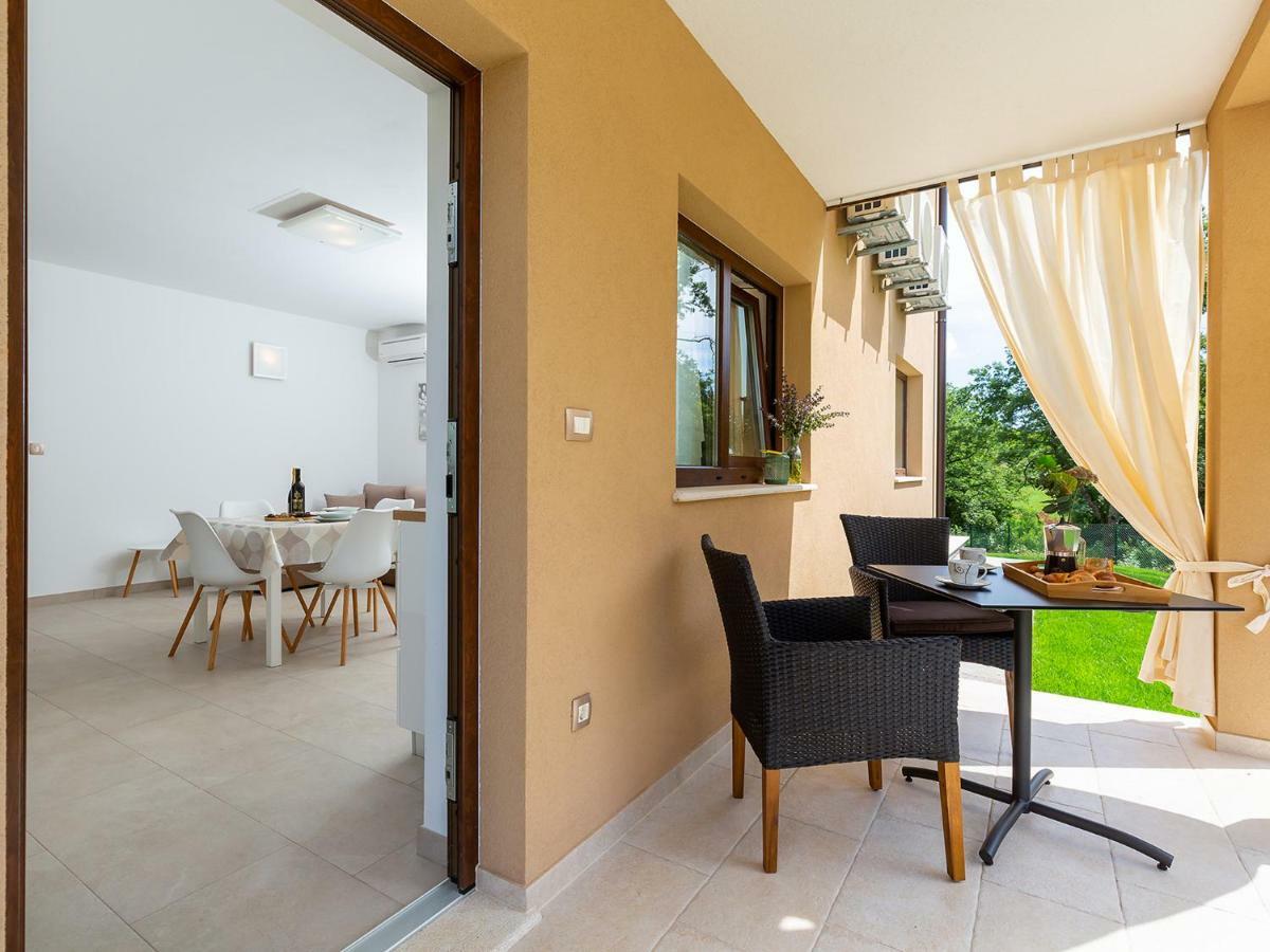Apartments Gioia Пореч Екстер'єр фото